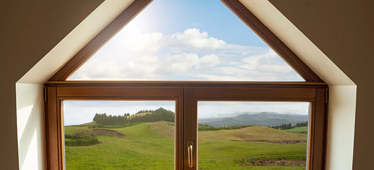 Trapezoid Window Maintenance in Cupertino, CA